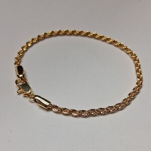 Elegant Gold Rope Chain Bracelet